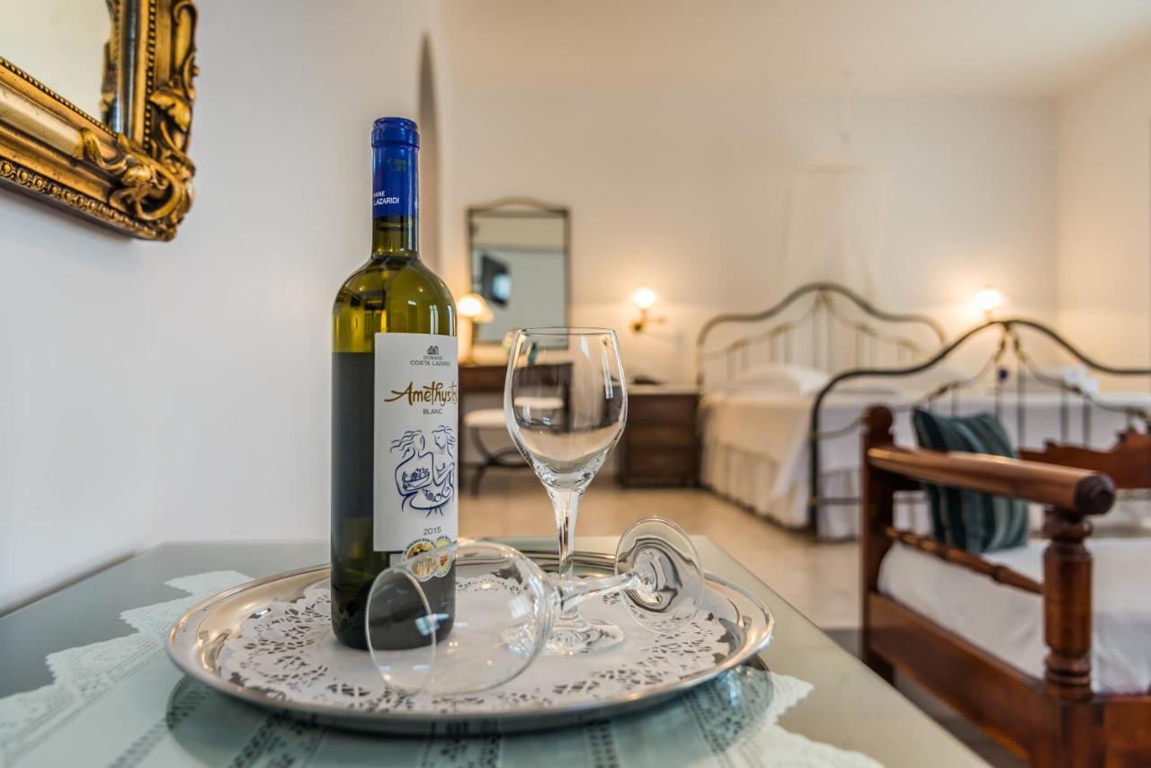 Villa Notos Adamantas Eksteriør billede